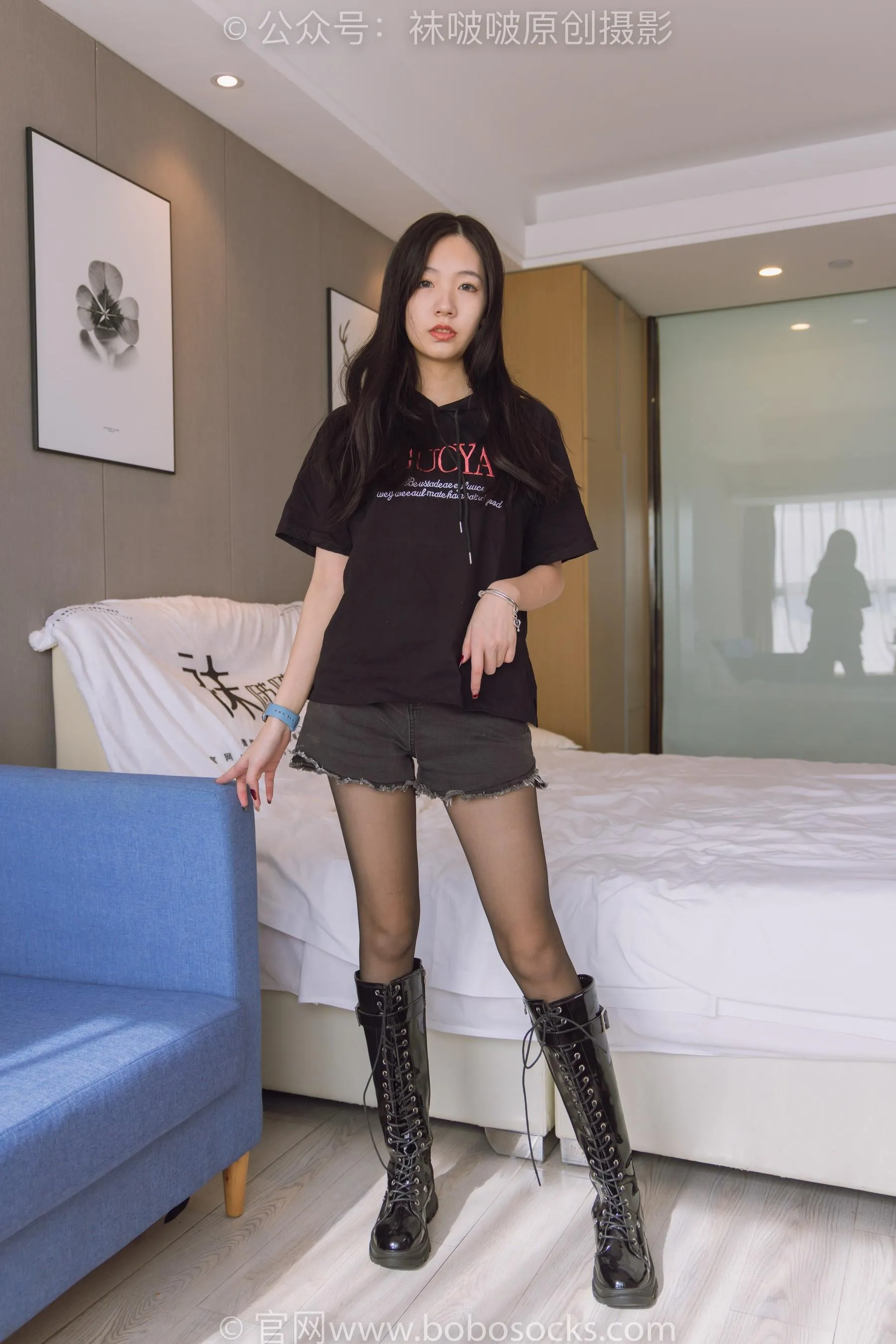 [BoBoSocks袜啵啵]NO.203 三双靴子、黑丝、网袜 [90P]插图1